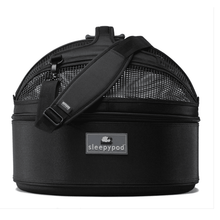 Sleepypod round travel carrier 